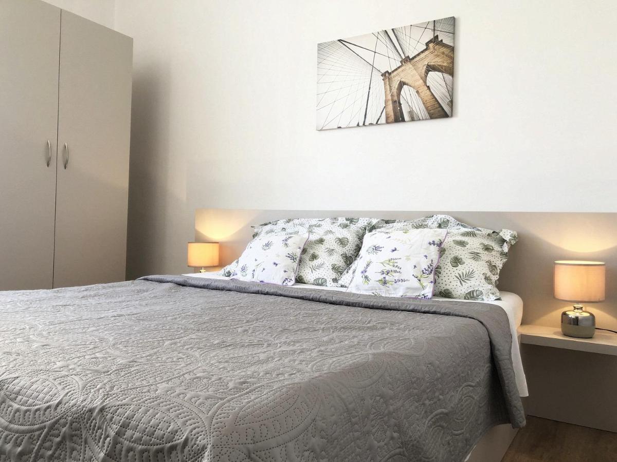 Villy City Apartment Palit Exterior foto